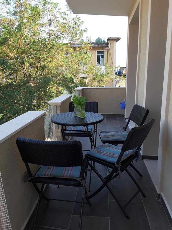 Apartment Te Kalua Sarande Ngoại thất bức ảnh
